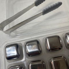 ウイスキー好きに　アイスキューブ　の画像