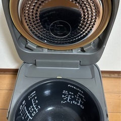 Panasonic IH炊飯器 5.5合 SR-HA103 2010年製の画像