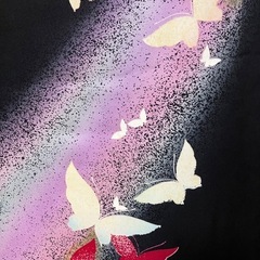 振袖⑥黒に蝶の画像