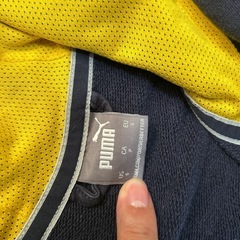 プーマPUMAレッドブルセットアップ　スウェット　ジャージ　Sサイズ　パーカー　ハーフパンツ　ショーツ　の画像