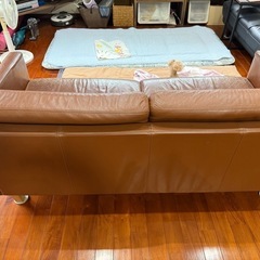 
無印良品、革製ソファーの画像