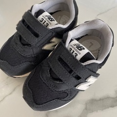 ブランド子供の靴（ベビースニーカー）　13.5cm 3足セットの画像
