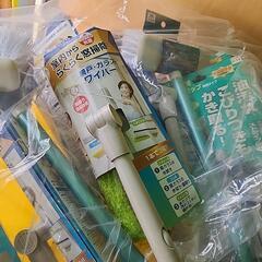 伸縮柄　モップ　ワイパー　フローリング用　網戸用　ガラス用　床洗い　ブラシ　タイル用　の画像