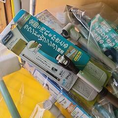 伸縮柄　モップ　ワイパー　フローリング用　網戸用　ガラス用　床洗い　ブラシ　タイル用　の画像