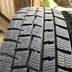 スタッドレスタイヤ 165/70R14
の画像