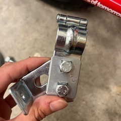 金物部品の画像
