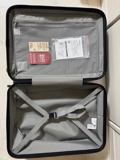 無印良品　フロントオープンキャリーケース32L