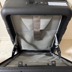 無印良品　フロントオープンキャリーケース32Lの画像