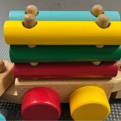 MIKIHOUSEの 木製汽車　知育玩具の画像