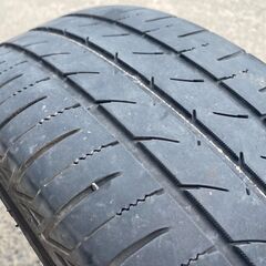 本日掲載最終日‼️185/60R15 東北6県無料配送対応‼️爆安‼️最終値下げ‼️③超超超バリ溝❗国産 トーヨータイヤ製 ❗ アルミ付き 国産 タイヤ !!　サマー　タイヤの画像
