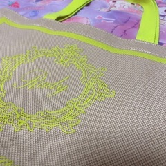 radyトートバッグの画像