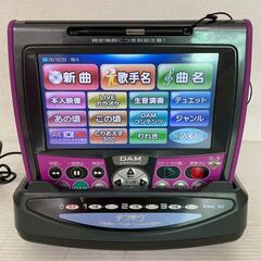 【第一興商】DAM カラオケ機器 デンモク PM600zB 中古 業務用 カラオケ 通電確認済 充電台付 PMC35 店舗 店舗用品 オーディオ Y1887の画像