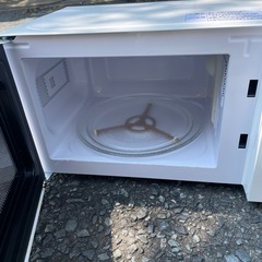 配送可能　保証付き ニトリ MM720CUKN4 2021年製 電子レンジ 700W ホワイト 温め 解凍 調理 料理 50Hz 東日本対応の画像