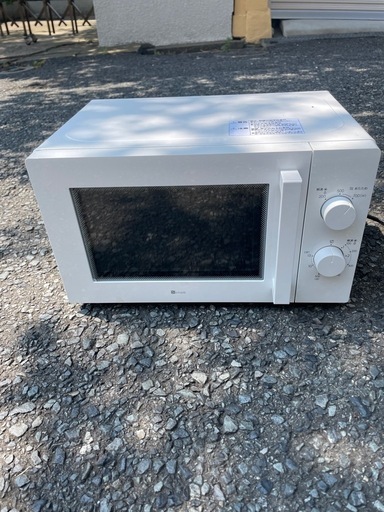 配送可能　保証付き ニトリ MM720CUKN4 2021年製 電子レンジ 700W ホワイト 温め 解凍 調理 料理 50Hz 東日本対応