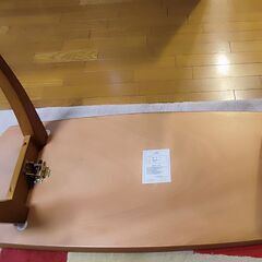 落ち着いた色味のセンターテーブル（幅120×奥行50×高さ40cm）の画像