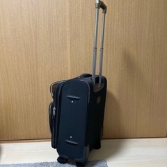 キャリーケース（Samsoniteロゴ）スーツケースの画像