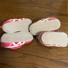 アシックススニーカー15cm 赤&ピンク2足セットの画像