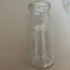 牛乳瓶の画像