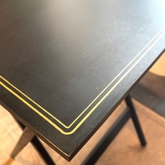【武蔵小山店】 ARTEX　アーテックス　折りたたみテーブル　4個セット　サイドテーブル　ビンテージ　アンティーク　アメリカ家具　ミッドセンチュリー　レトロ　テーブルセット　コーヒーテーブル　コンパクト家具　おしゃれ家具　インテリア　USAヴィンテージ　ブラックテーブル　中古家具　テーブル　机　の画像