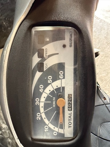 ★支払総額3.0万円★定休日なし！いつでも現車確認可能です！ スズキ レッツ2 シルバー CA1PA 人気のレッツ2！ 2ストのためオイル注ぎ足すだけ！ バッテリー新品！ カスタムベースに♪