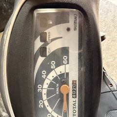 ★支払総額3.0万円★定休日なし！いつでも現車確認可能です！ スズキ レッツ2 シルバー CA1PA 人気のレッツ2！ 2ストのためオイル注ぎ足すだけ！ バッテリー新品！ カスタムベースに♪の画像