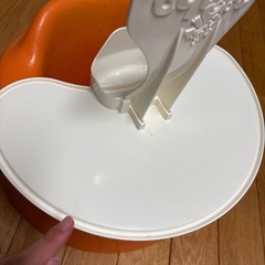 BUMBO バンボ　赤ちゃん椅子　テーブルあり　色褪せ、黄ばみ、シミありの画像