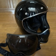 フルフェイスヘルメットの画像