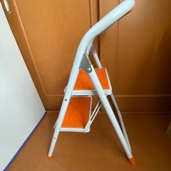 折りたたみ式ステップ台の画像