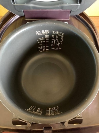 ♦HITACHI IH炊飯ジャー 【2015年製】RZ-VV100M