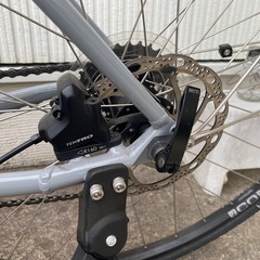TREK トレック FX2 2020モデル
の画像