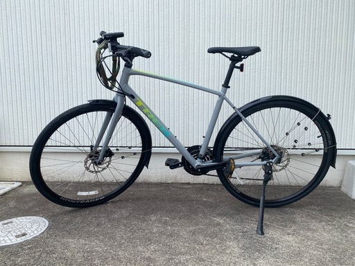 TREK トレック FX2 2020モデル