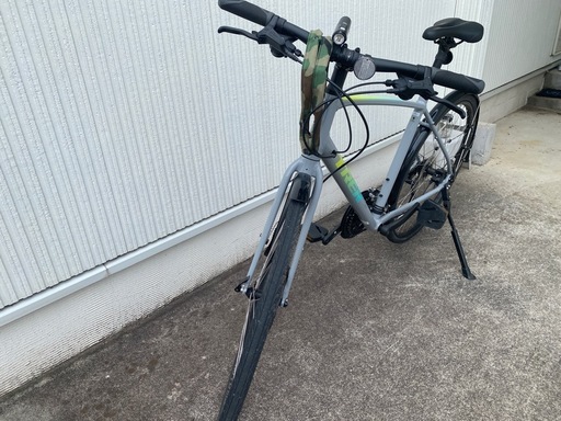 TREK トレック FX2 2020モデル
