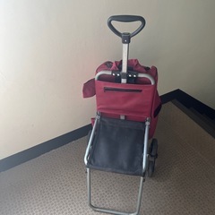 ショッピングカート　椅子付き　階段の画像