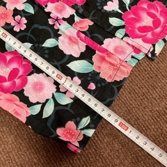 美品　120サイズ　お花柄の浴衣の画像