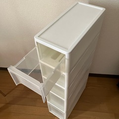 クリアケース(収納棚)の画像