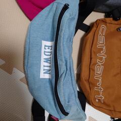 バッグ　４つセット　トミーヒルフィガー　Carhartt　ジャグラー　EDWINの画像