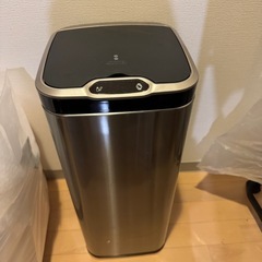 オートオープンダストボックスの画像