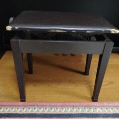 電子ピアノの画像