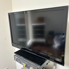 テレビやテレビ台の画像