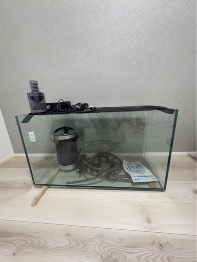 90CM 水槽 割れあり　愛知引取 90cmアクリル水槽 と上部濾過とガラス水槽 引き取り愛知県東海市