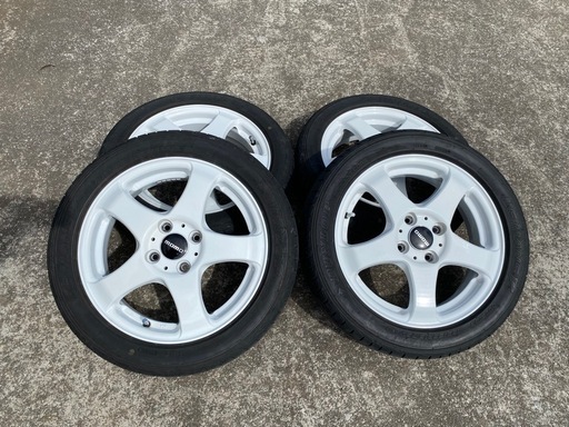 軽自動車用ホイールとタイヤ