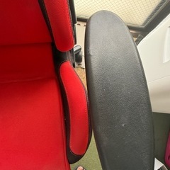 ゲーミングチェアの画像