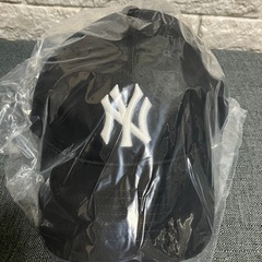 MLB Korea ヤンキース　ベースボールキャップ　BTS ジョングク着用モデルの画像