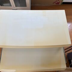 ＜商談中＞パソコン用テーブルの画像