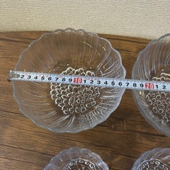 昭和レトロ　ガラスの食器　そうめんなどの画像