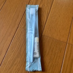 温泉宿等の使い捨て歯ブラシ1本10円50本までご用意しますの画像