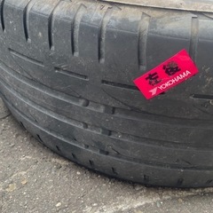 V37スカイライン 225/55R17タイヤホイールの画像