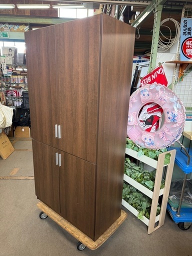 定価17万　コクヨ　役員室収納庫　書庫　幅90 奥45 高さ180cm