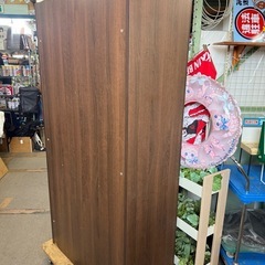 定価17万　コクヨ　役員室収納庫　書庫　幅90 奥45 高さ180cmの画像