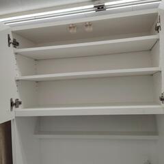【ジャングルジャングル守口店】食器棚 白の画像